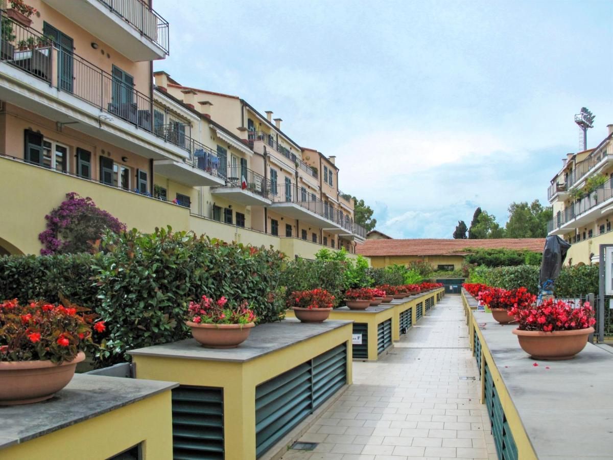 Appartamento Locazione Turistica Cala Azzurra - IMP312 Imperia Esterno foto